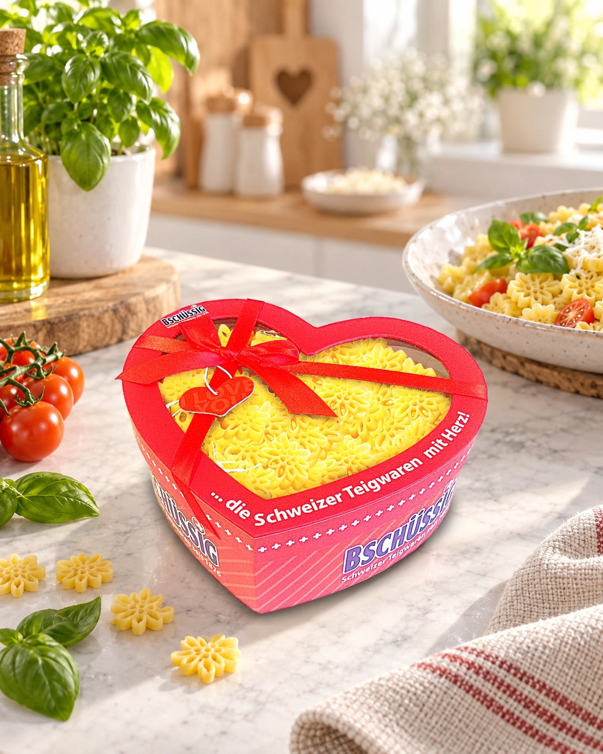 Scatola a cuore Urschweizer Edelweissli — in cucina